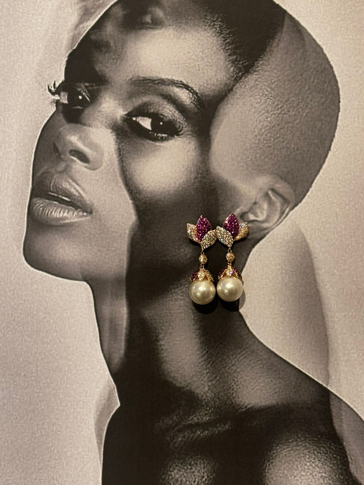 Rose Zircon Leaf Pearl Earrings