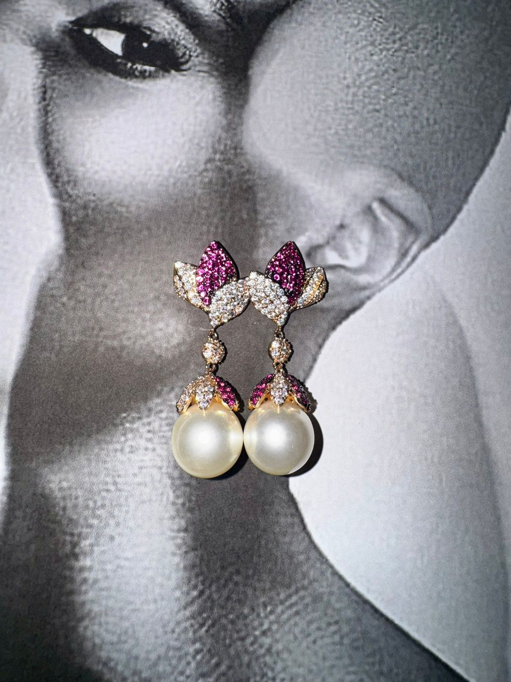 Rose Zircon Leaf Pearl Earrings